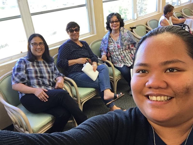 Angelica took a selfie with (from left to right) Chloe, Violy, Priscilla, and Tina.